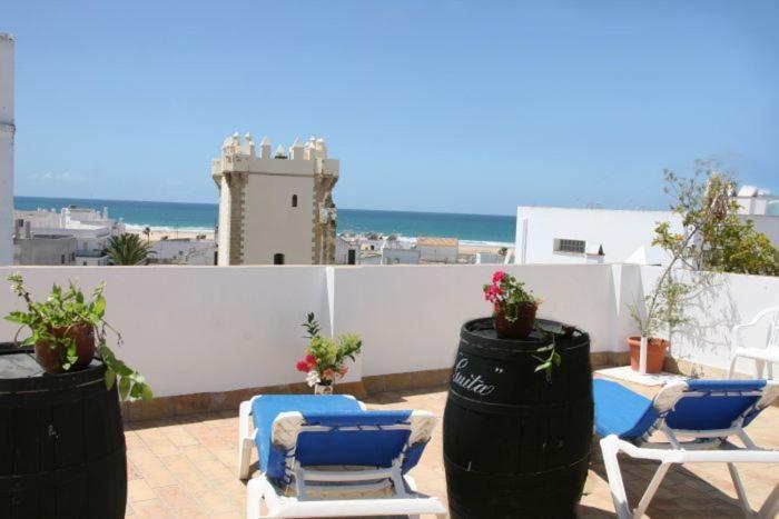 Hostal Torre De Guzman Conil De La Frontera Rum bild