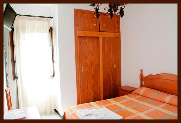 Hostal Torre De Guzman Conil De La Frontera Exteriör bild