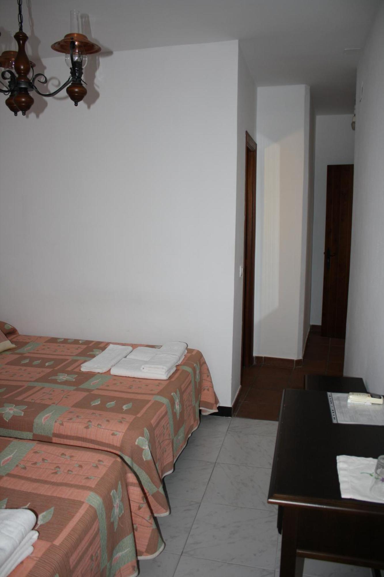 Hostal Torre De Guzman Conil De La Frontera Exteriör bild