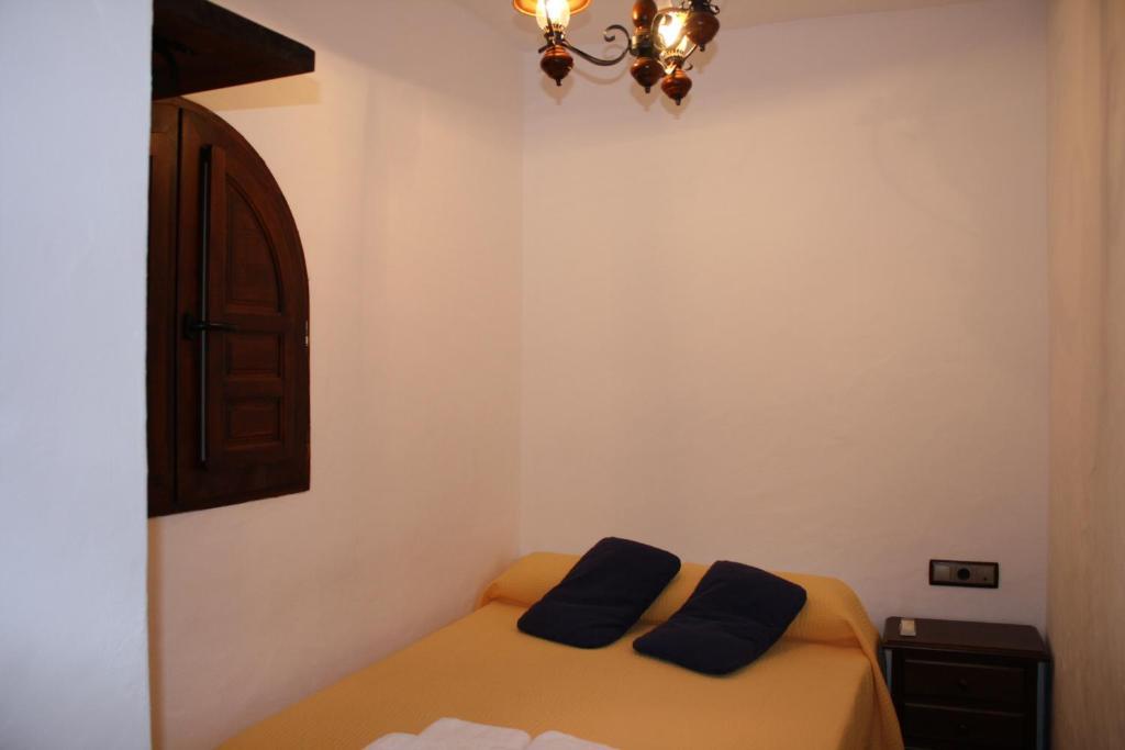 Hostal Torre De Guzman Conil De La Frontera Rum bild